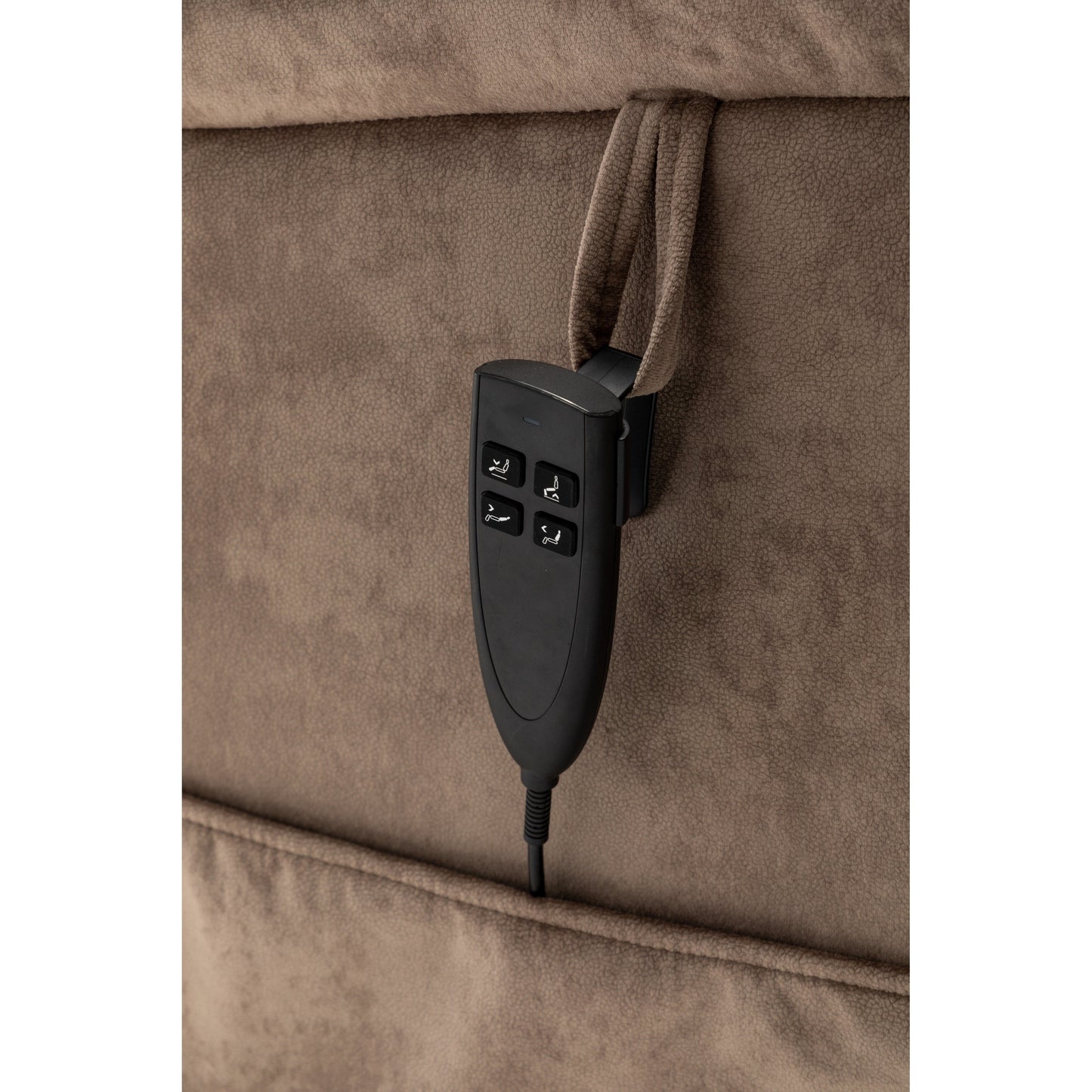 Poltrona reclinabile elettrica beige per anziani con motore OKIN, reclinazione completa di 180°, ampia seduta e tasche portaoggetti laterali
