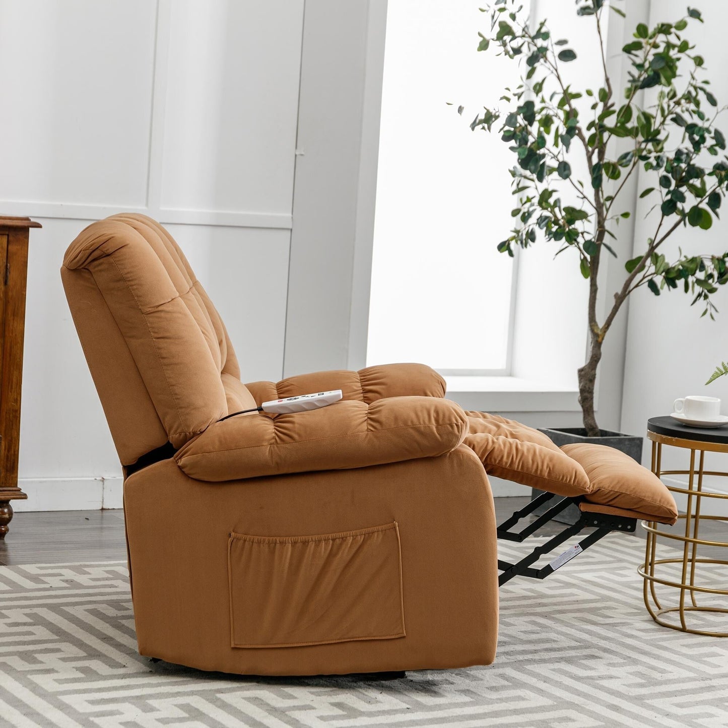 Poltrona reclinabile elettrica beige con riscaldamento, massaggio e spazio laterale per soggiorno o camera da letto