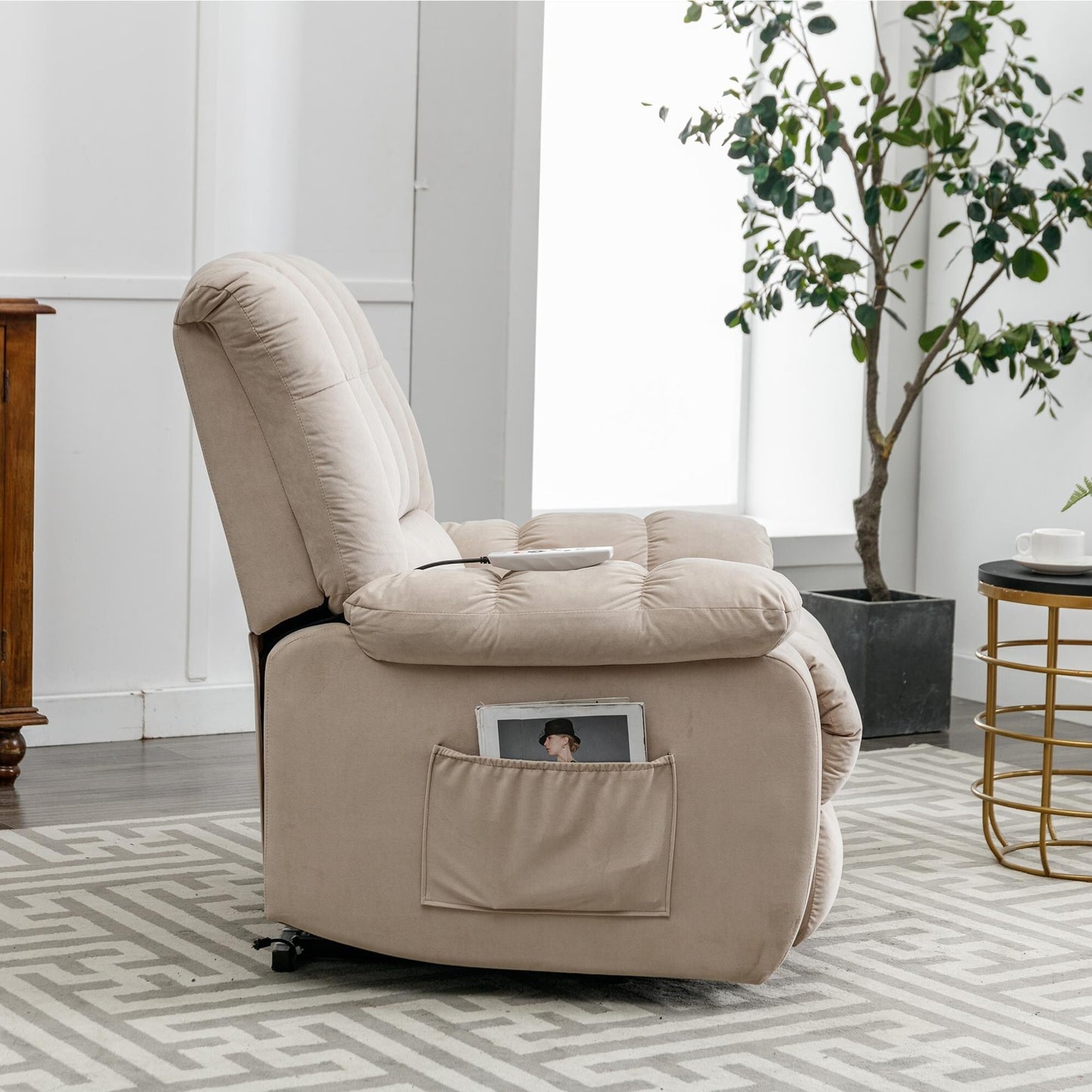 Poltrona reclinabile elettrica beige con riscaldamento, massaggio vibrante e tasca laterale per l'uso in soggiorno