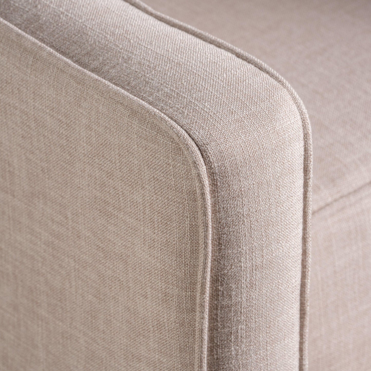 Poltrona reclinabile imbottita Mid-Century in tessuto beige con poggiapiedi, schienale con bottoni trapuntati, gambe in legno di faggio