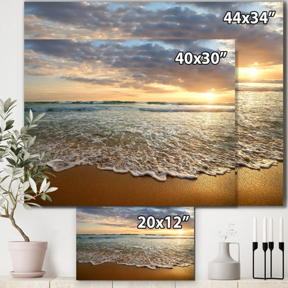 Tramonto luminoso e nuvoloso nell'oceano calmo - Tela artistica con paesaggio marino contemporaneo