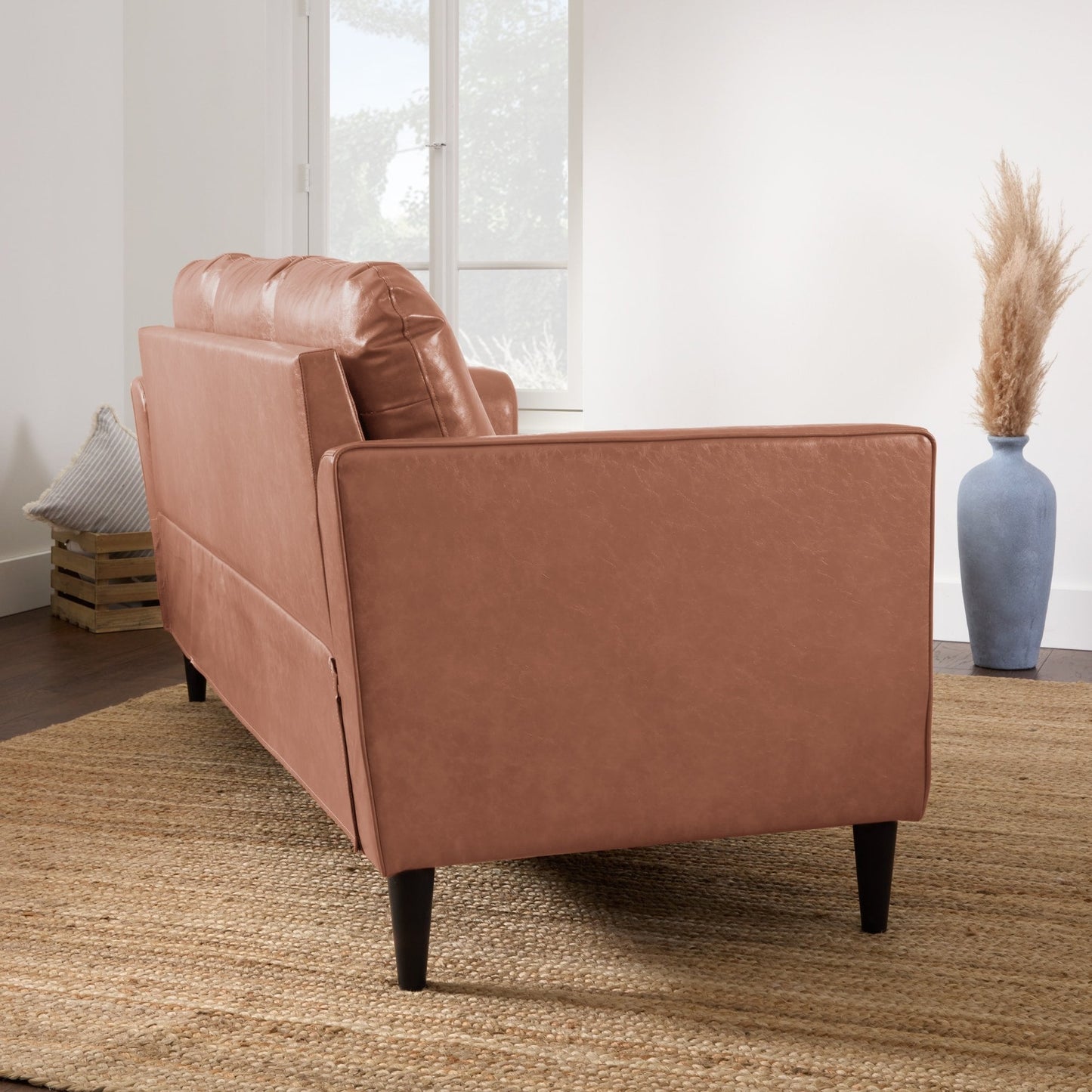 Divano imbottito con braccioli curvi Brookside Clara 73