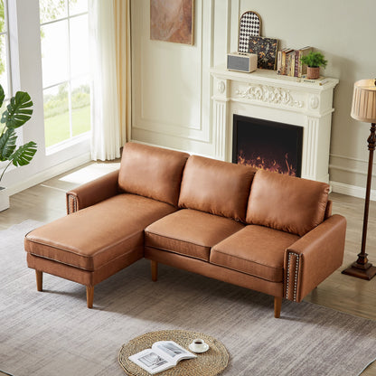 Divano a 3 posti a forma di L in pelle PU marrone da 82,2'' con chaise longue sinistra e borchie, dettagli in chiodi di rame, gambe in legno resistenti