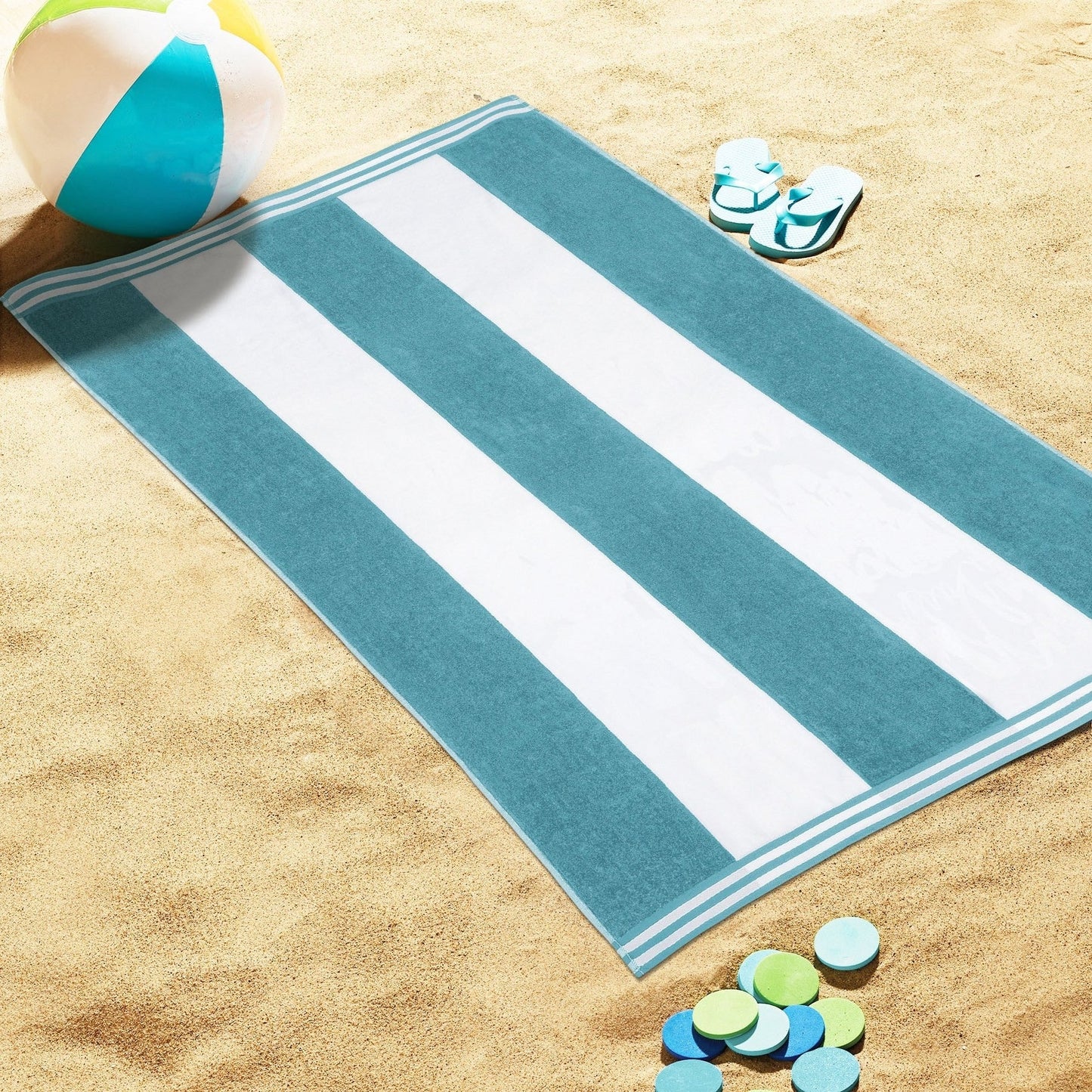 Asciugamano da spiaggia oversize in cotone a righe Cabana di Superior
