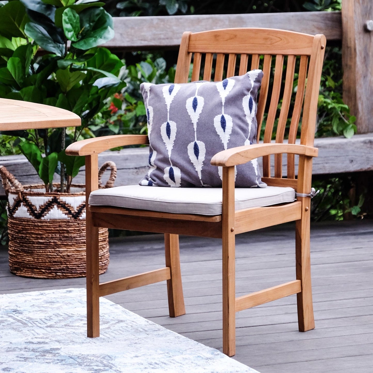 Set da pranzo estensibile da esterno Cambridge Casual Caterina in teak, 6 pezzi