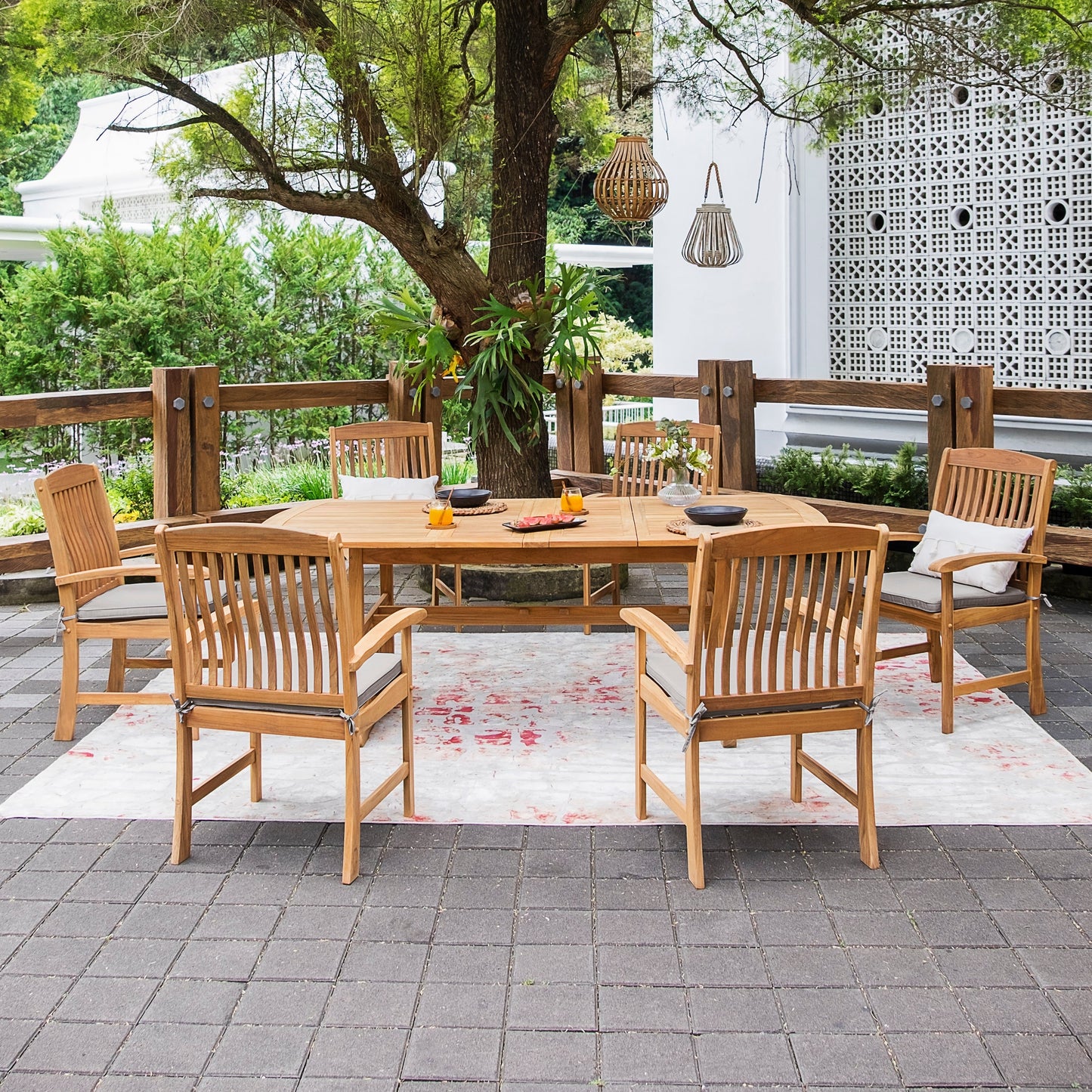 Set da pranzo estensibile per patio Cambridge Casual Chignik da 7 pezzi in teak
