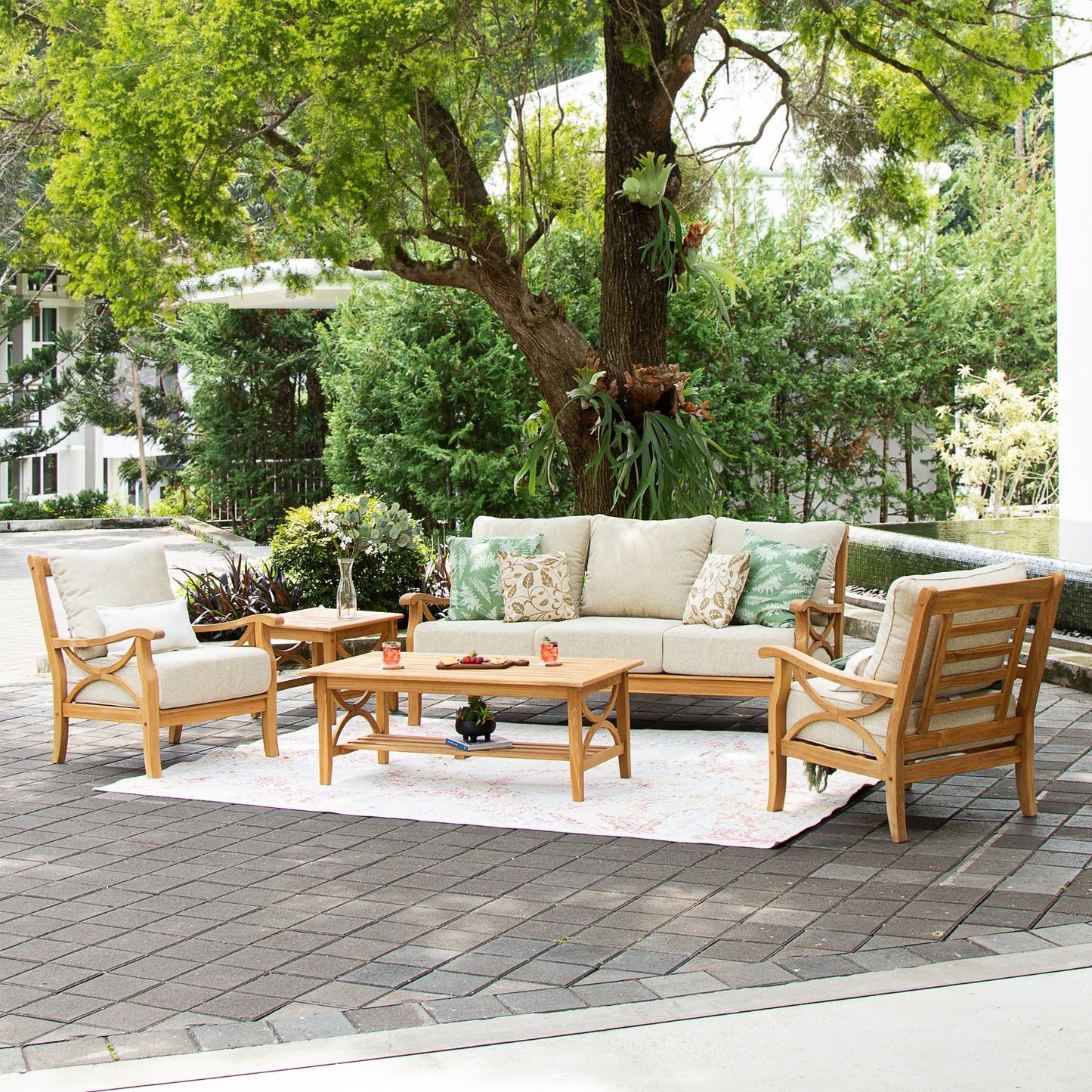 Set da conversazione per esterni Cambridge Casual Lowell in legno di teak da 5 pezzi