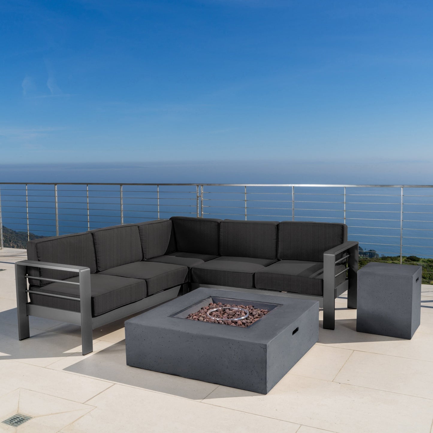 Set di divani componibili da esterno in alluminio Cape Coral con tavolo da fuoco di Christopher Knight Home
