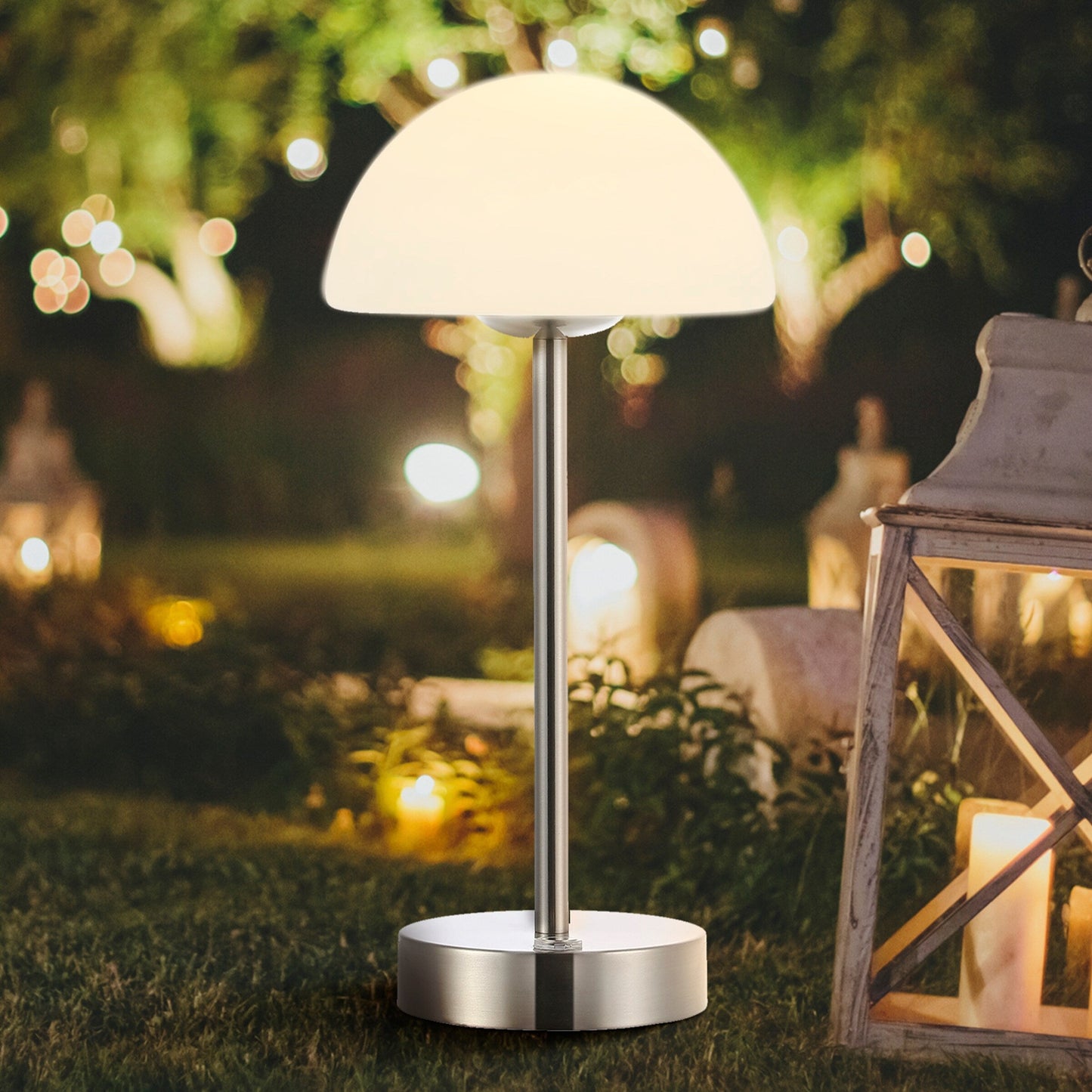 Lampada da tavolo moderna minimalista Carson 12.5 in ferro con LED integrato ricaricabile senza fili, nichel/bianco di JONATHAN Y