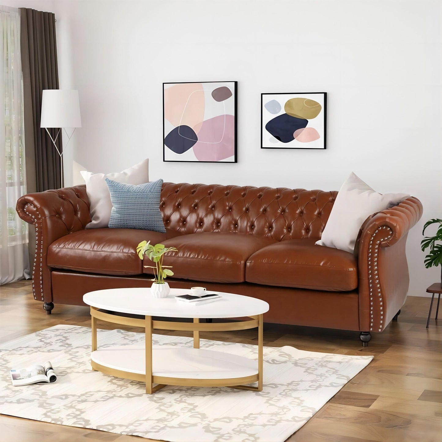 Divano Chesterfield 84.75 imbottito a 3 posti con bottoni, borchie e gambe in legno per soggiorno