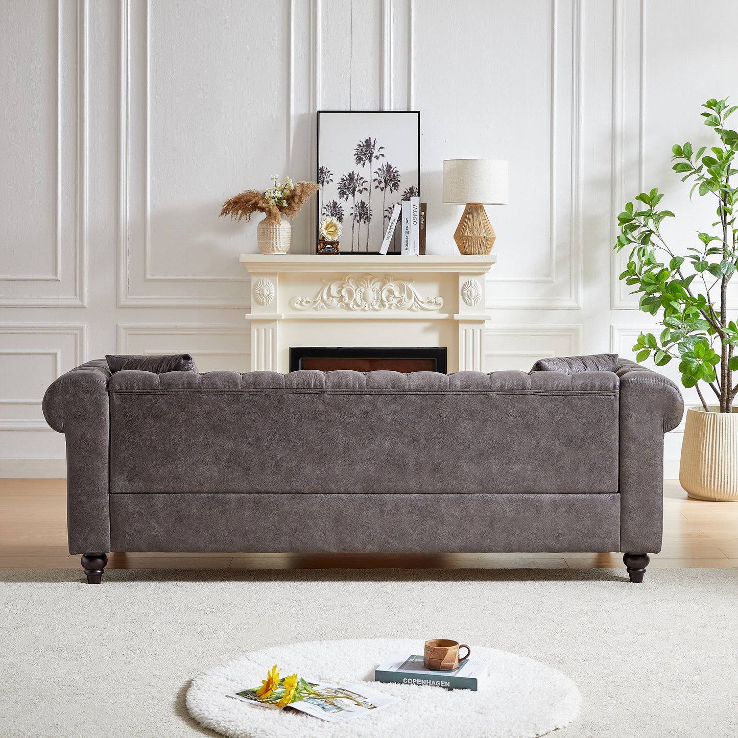 Divano Chesterfield 85.5 Tech Fabric a 3 posti con cuscini