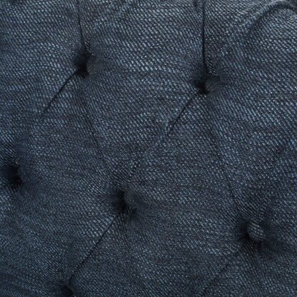 Divano Chesterfield a 3 posti con bottoni e borchie
