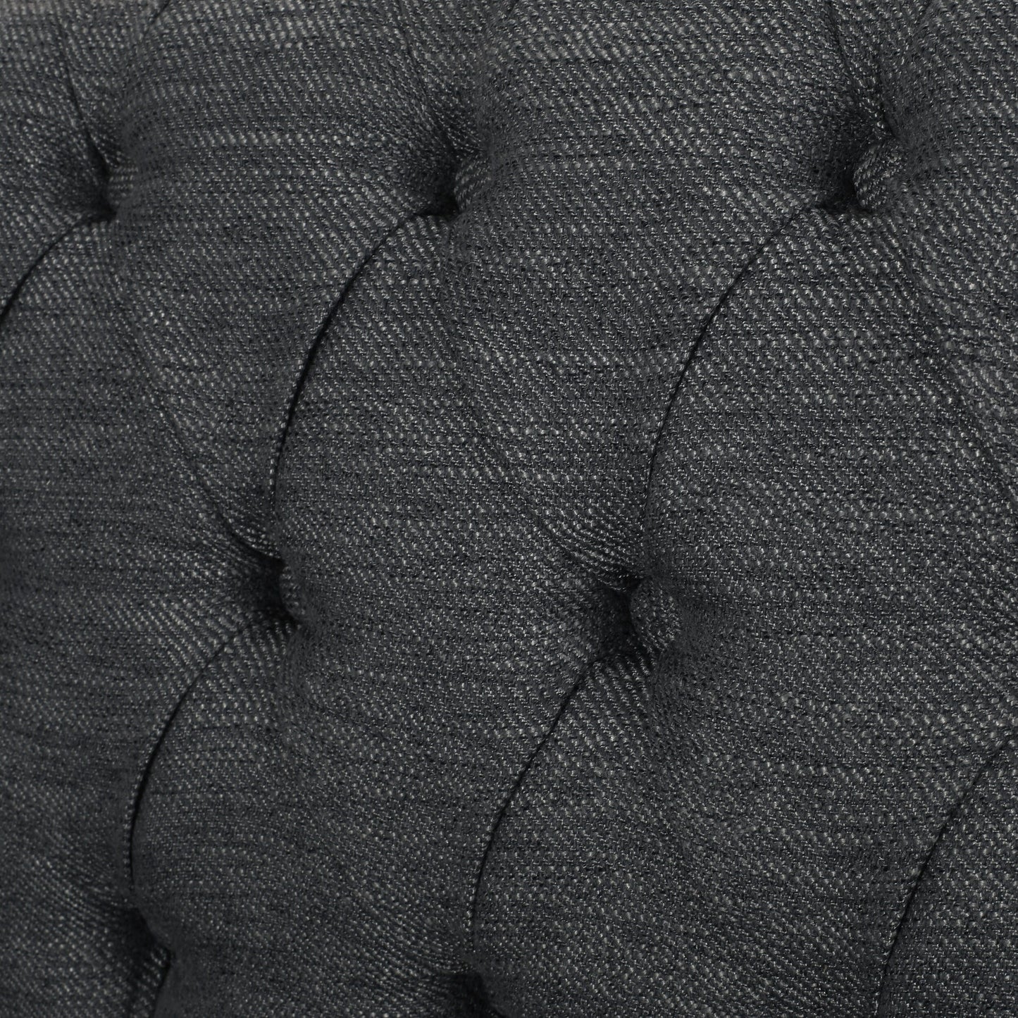 Divano Chesterfield a 3 posti con bottoni e borchie