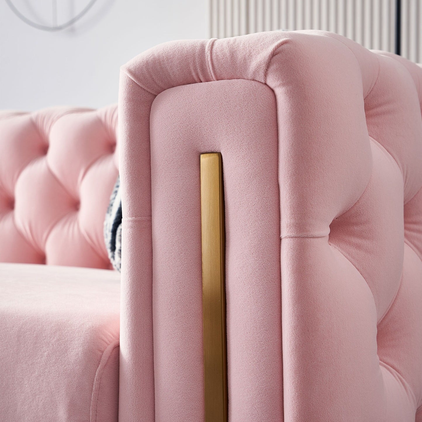 Divano Chesterfield moderno in velluto trapuntato per soggiorno