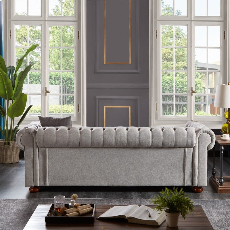 Divano Chesterfield in tessuto di lino