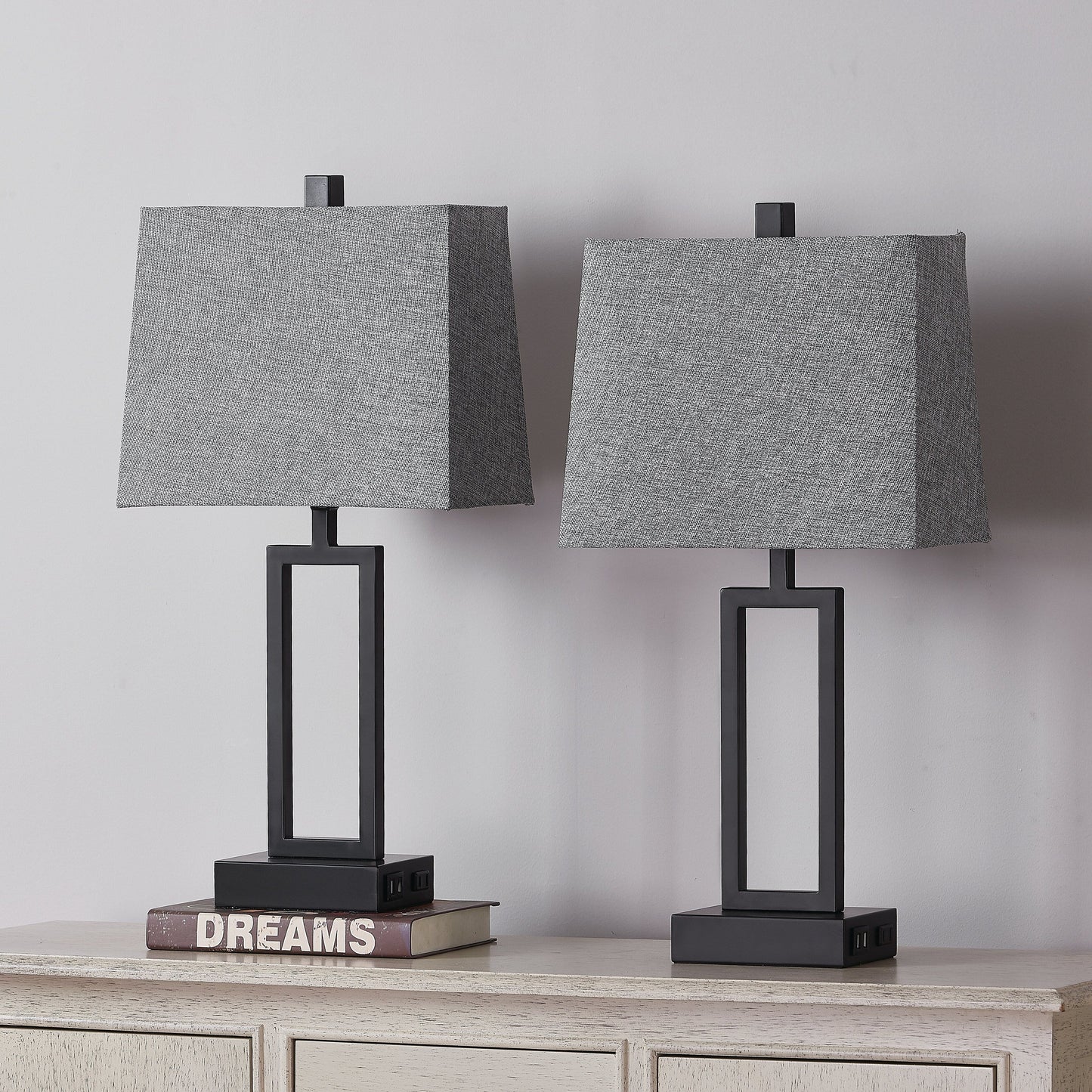 Lampada da tavolo in metallo nero con interruttore touch dimmer e porte di ricarica (set da 2) - 12'' x 6,5'' x 23,5'' (L x P x A)