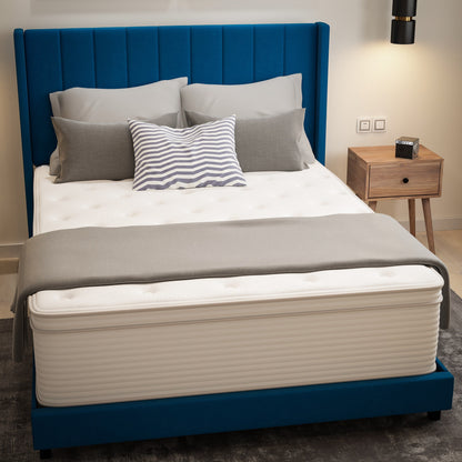 Materasso ibrido commerciale in memory foam e molle insacchettate in una scatola