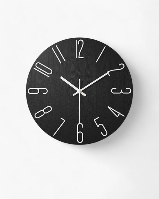 Orologio scandinavo in legno