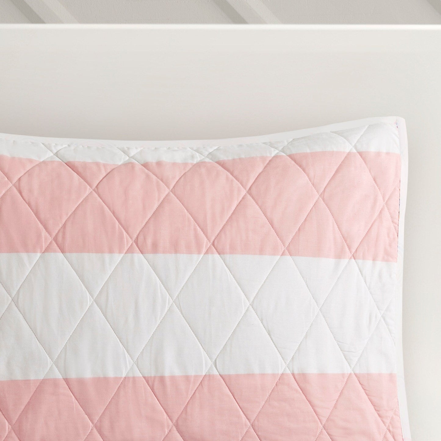 Set trapunta reversibile a righe Dakota Cotton Cabana di Urban Habitat Kids