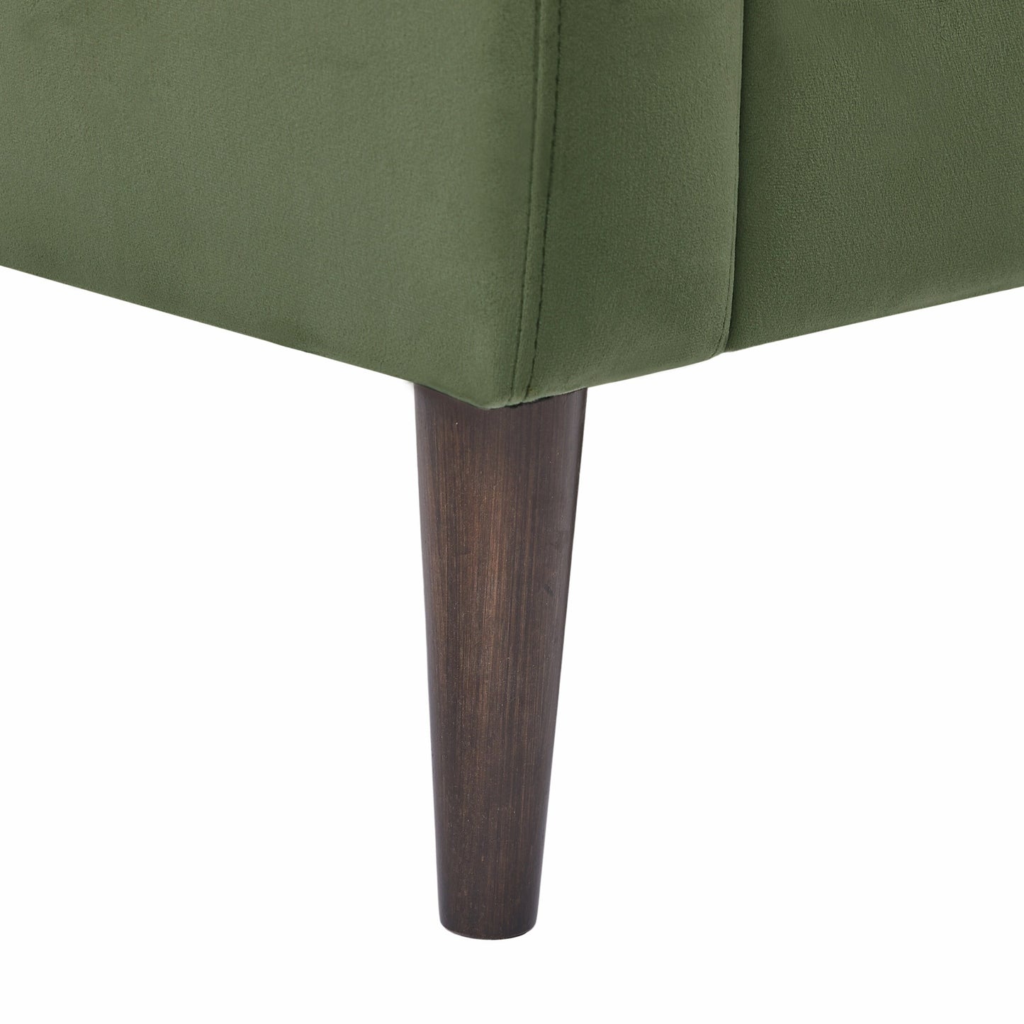 Divano Chesterfield imbottito in velluto