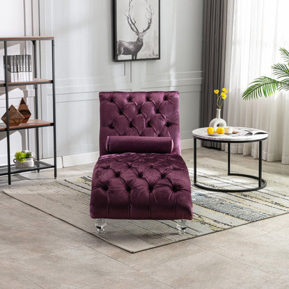 Poltrona reclinabile ergonomica a forma di S con cuscino, finiture con borchie e gambe in acrilico per uso interno.