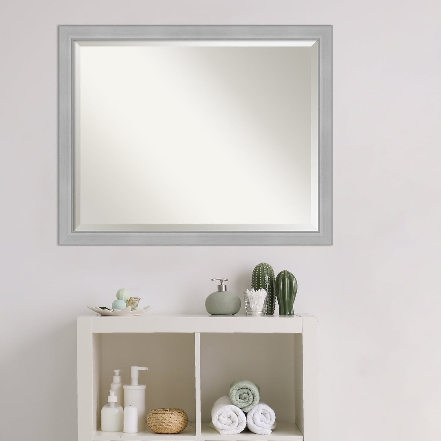 Specchio da parete per bagno bisellato - Cornice in nichel spazzolato Vista