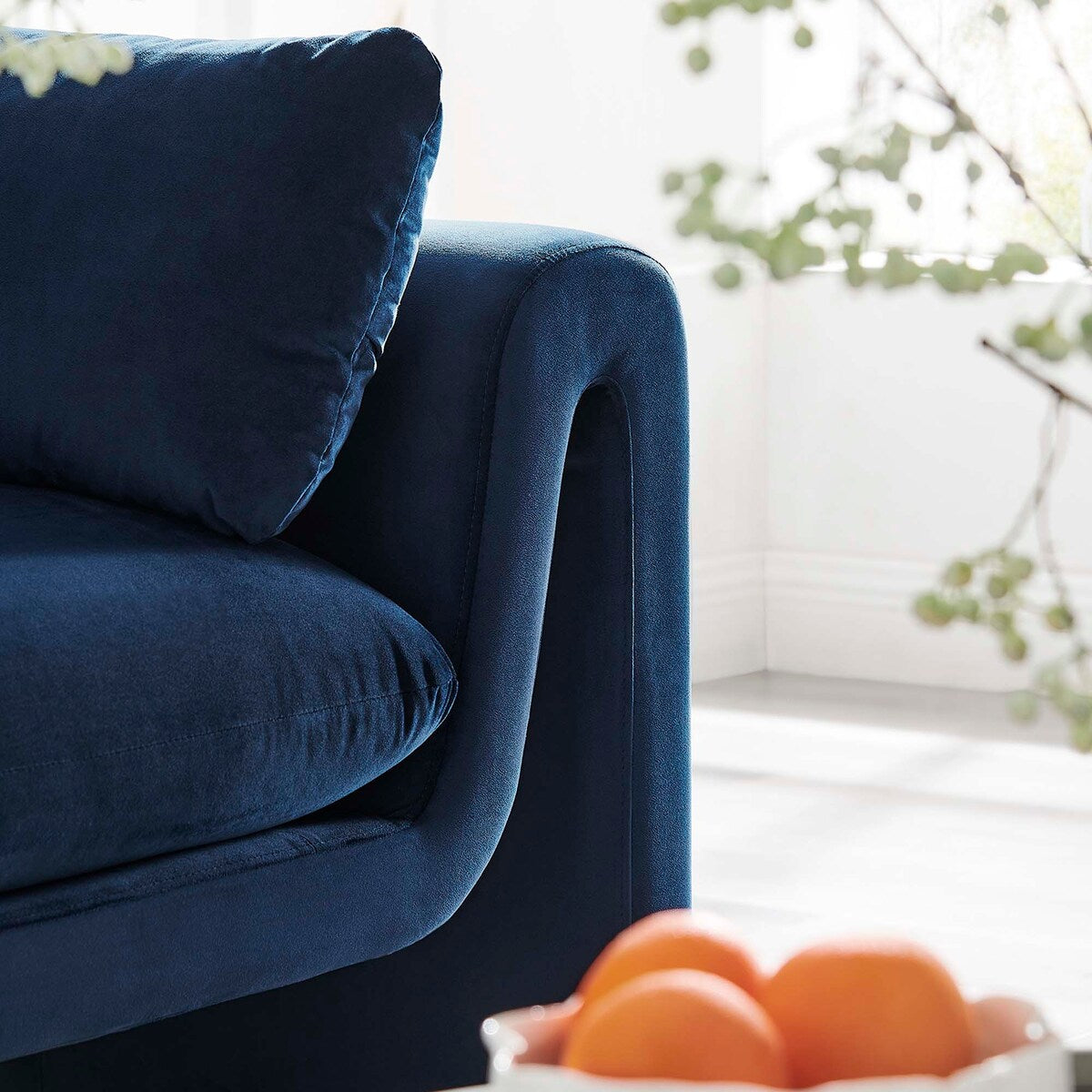 Divano Waverly Performance Velvet