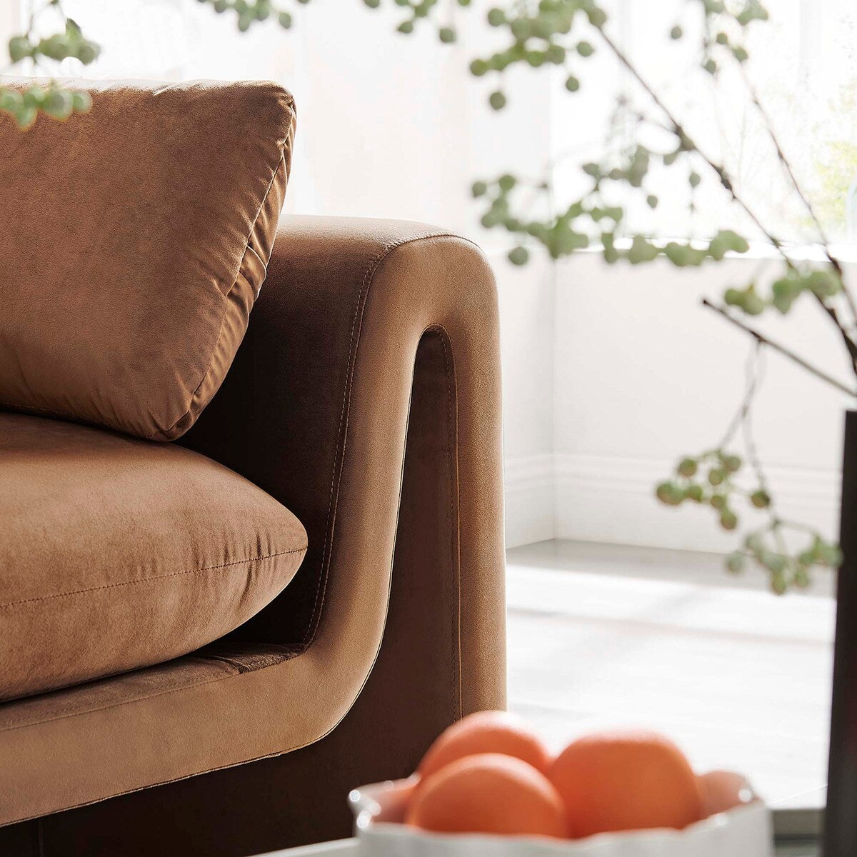 Divano Waverly Performance Velvet