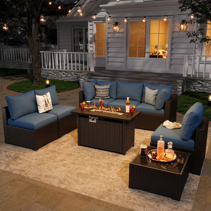 Set di divani componibili in vimini e rattan per patio