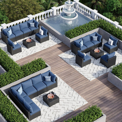 Set di divani componibili in vimini e rattan per patio