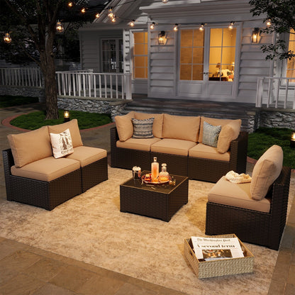 Set di divani componibili in vimini e rattan per patio