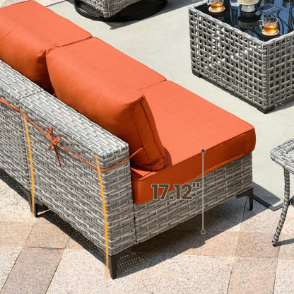 Set di mobili da giardino in rattan e vimini XIZZI da 11 pezzi con tavolo con braciere