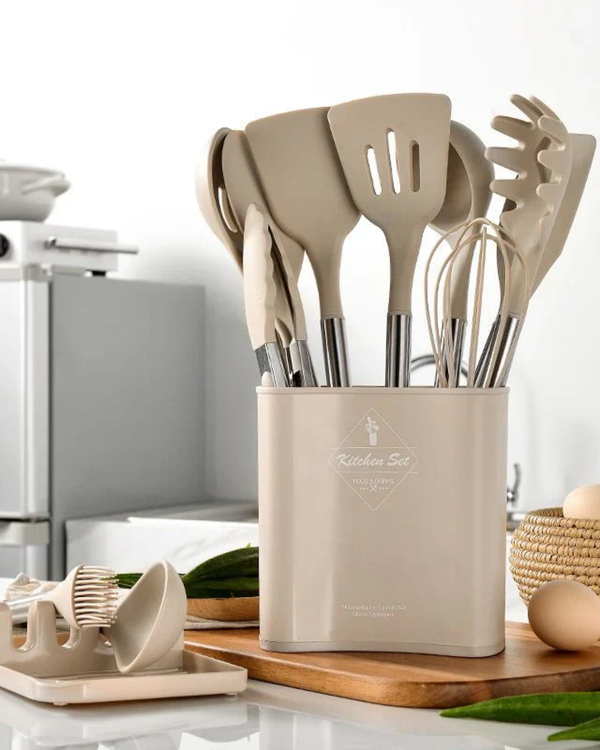 Set di utensili in silicone nordico da 13 pezzi